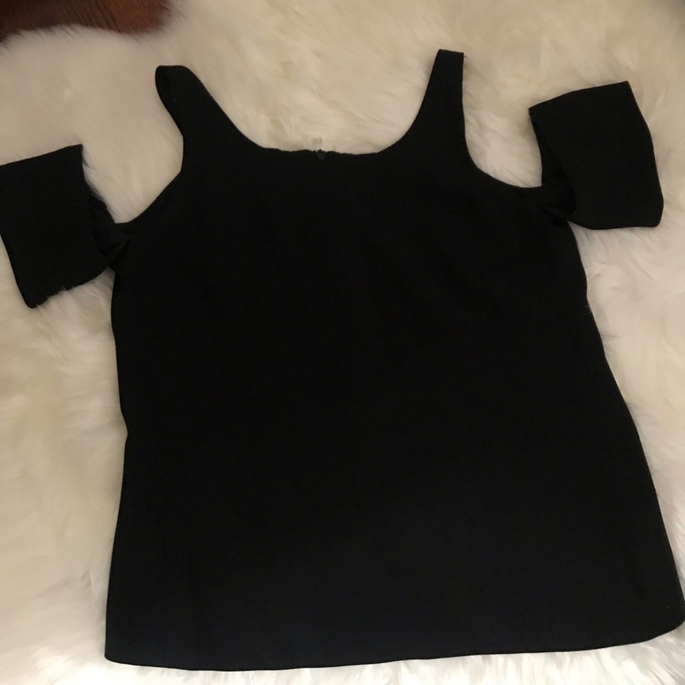 Elizabeth and James Cold-Shoulder Top, Black